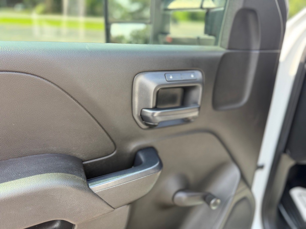 2017 Chevrolet Silverado 1500 Image 16