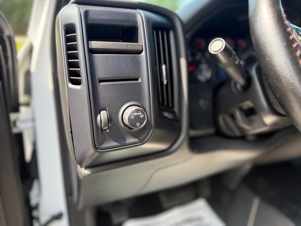 2017 Chevrolet Silverado 1500 Image 17