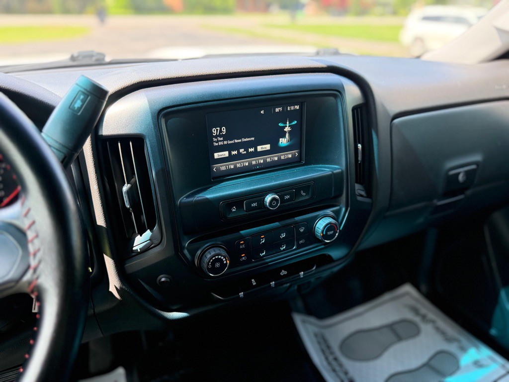 2017 Chevrolet Silverado 1500 Image 18
