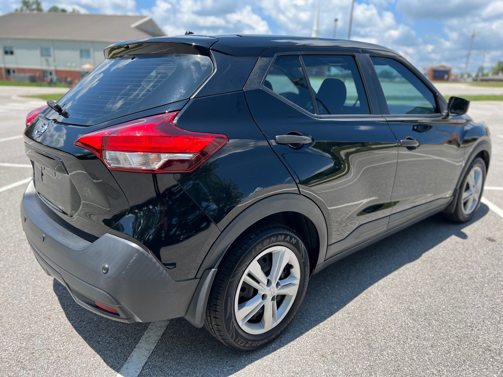 2020 Nissan Kicks Image 5