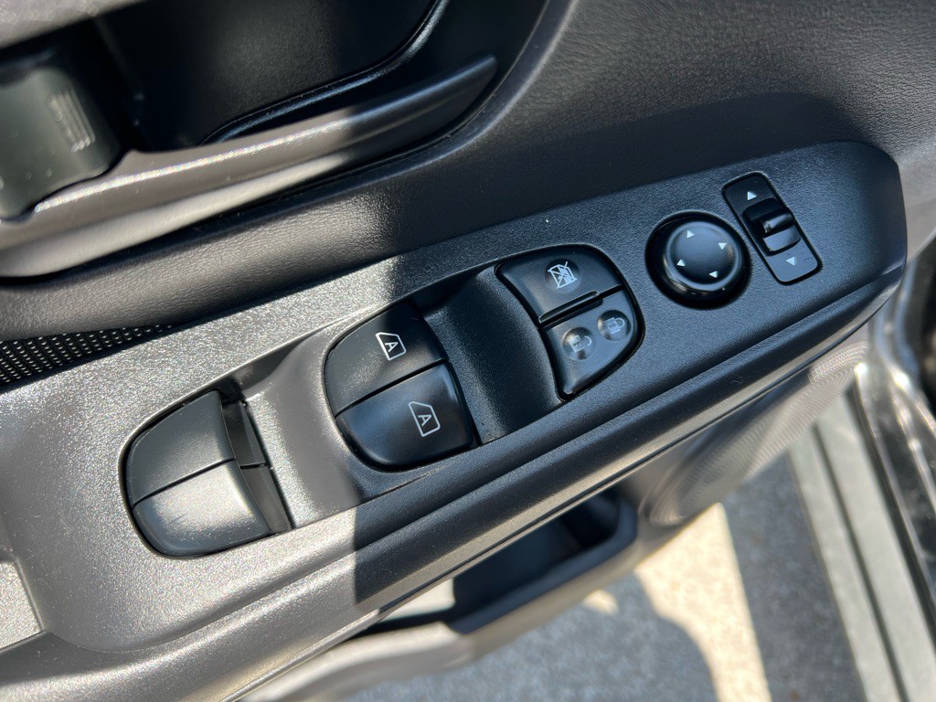 2020 Nissan Kicks Image 13