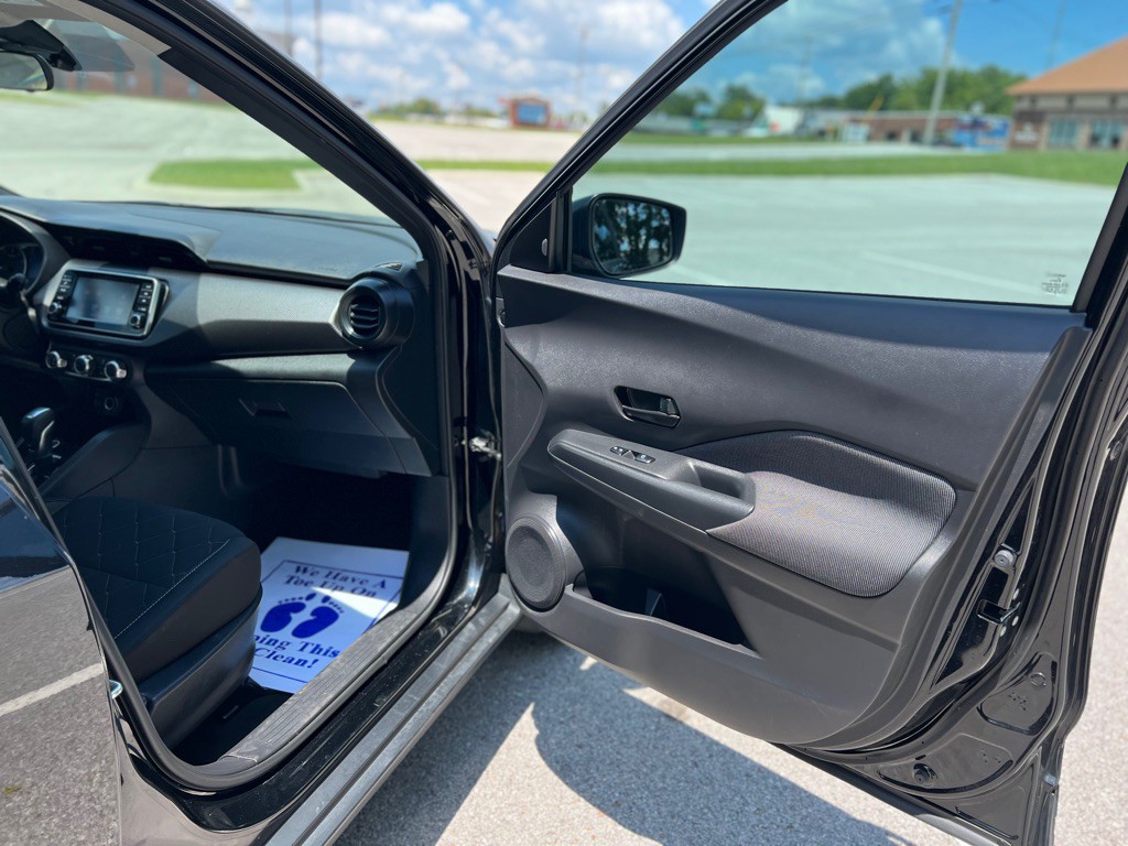 2020 Nissan Kicks Image 21