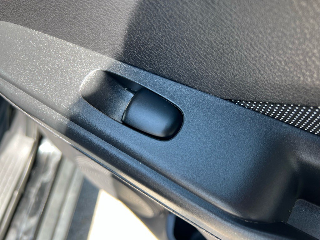 2020 Nissan Kicks Image 30