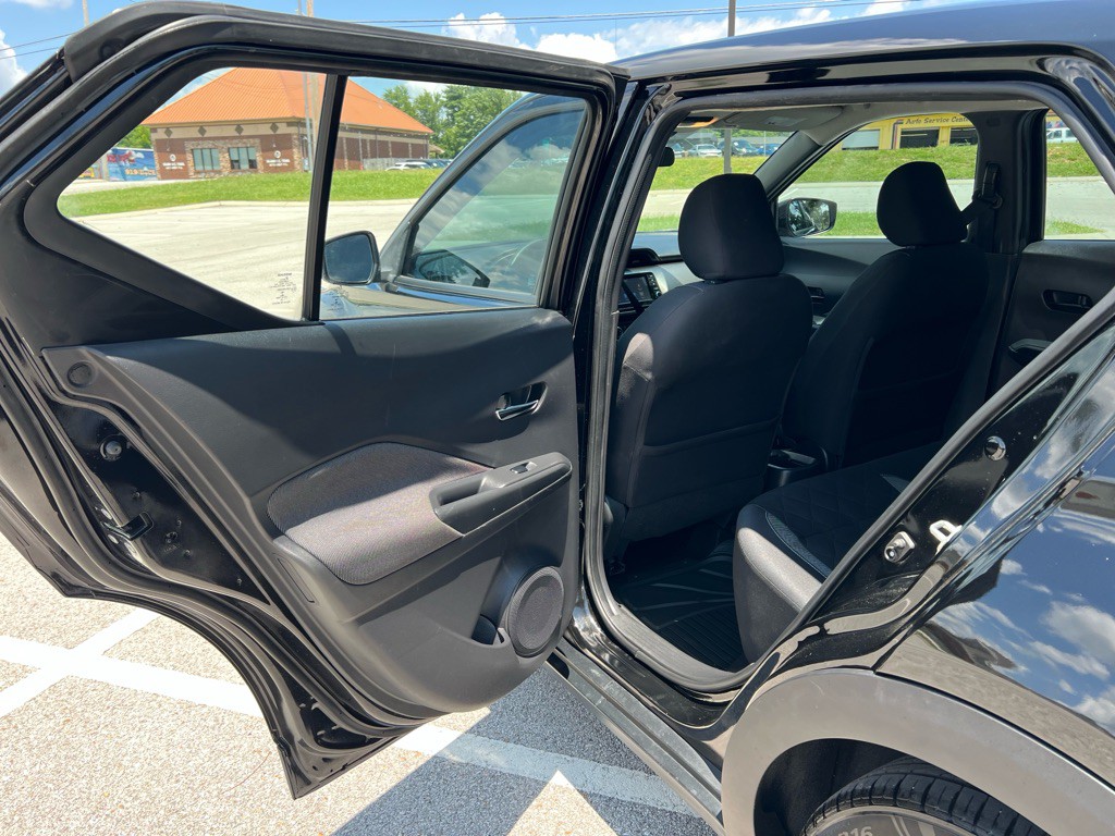 2020 Nissan Kicks Image 33