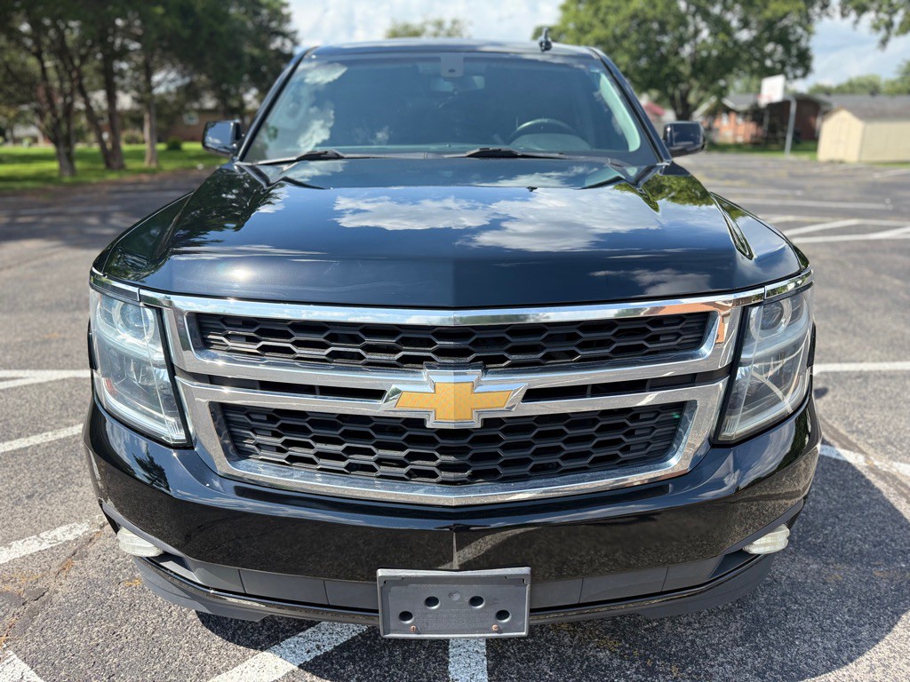 2015 Chevrolet Tahoe Image 2