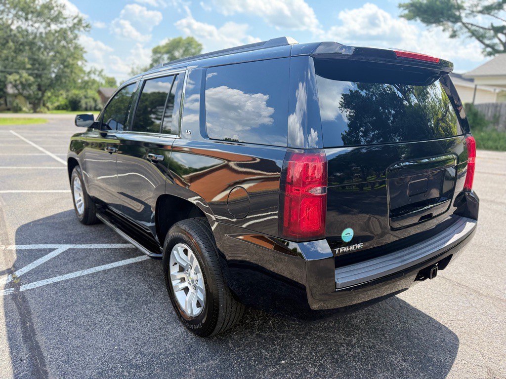 2015 Chevrolet Tahoe Image 10