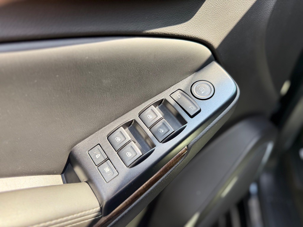2015 Chevrolet Tahoe Image 19