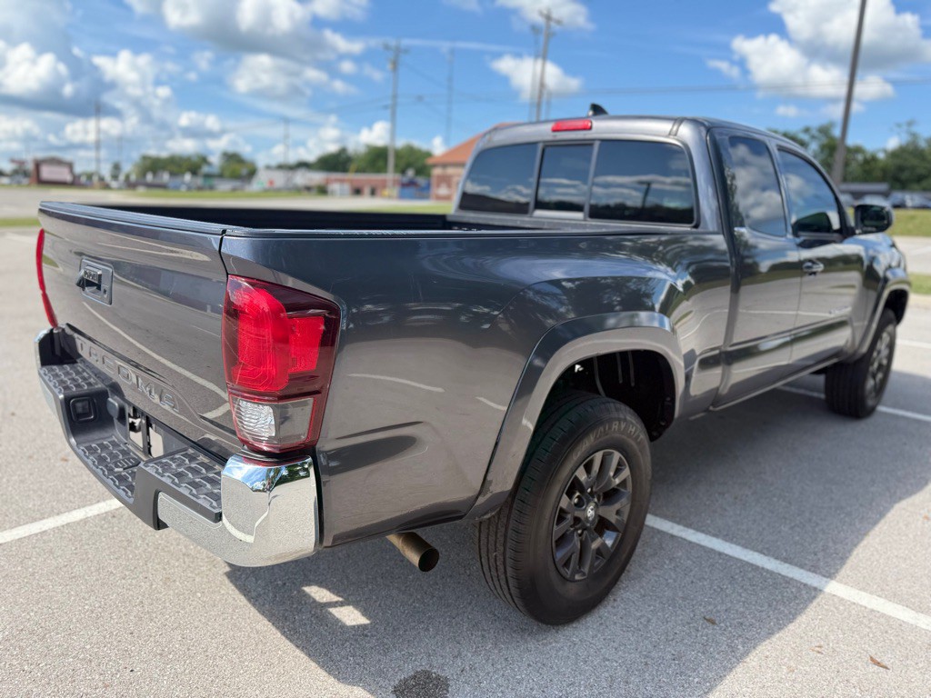 2021 Toyota Tacoma Image 5
