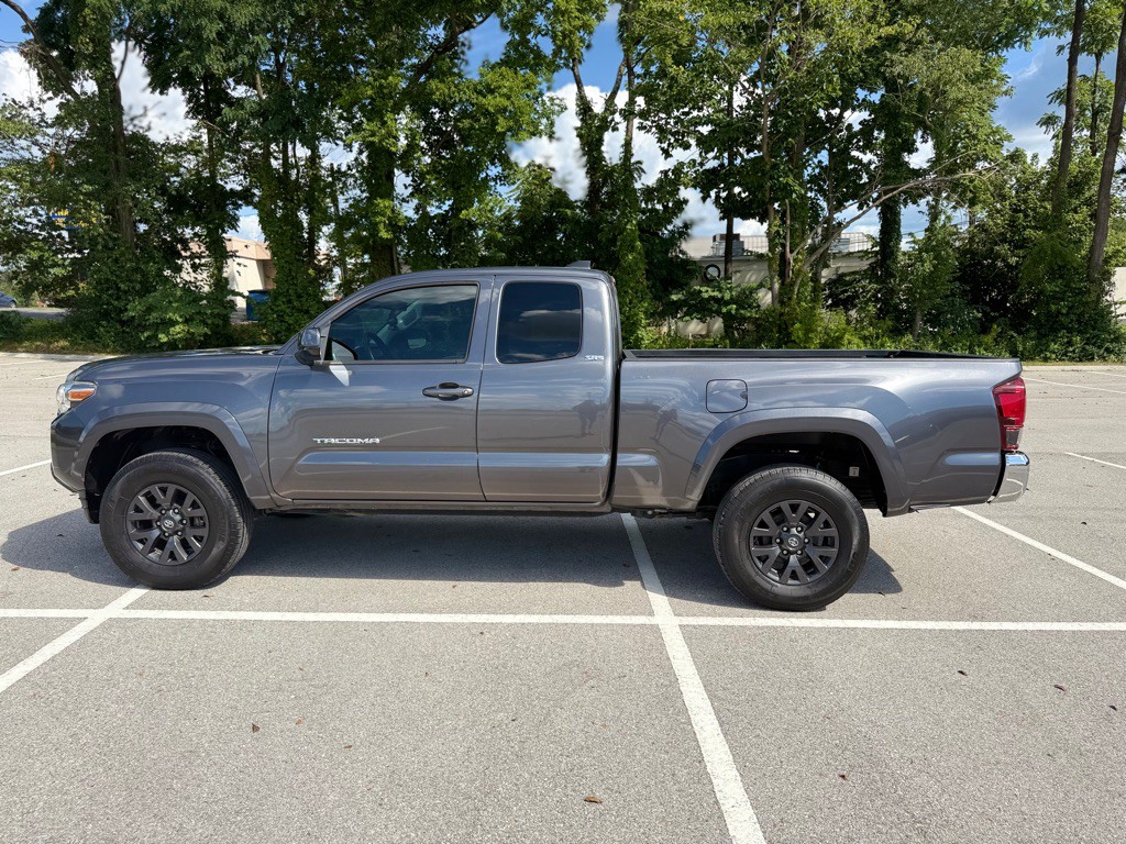 2021 Toyota Tacoma Image 9