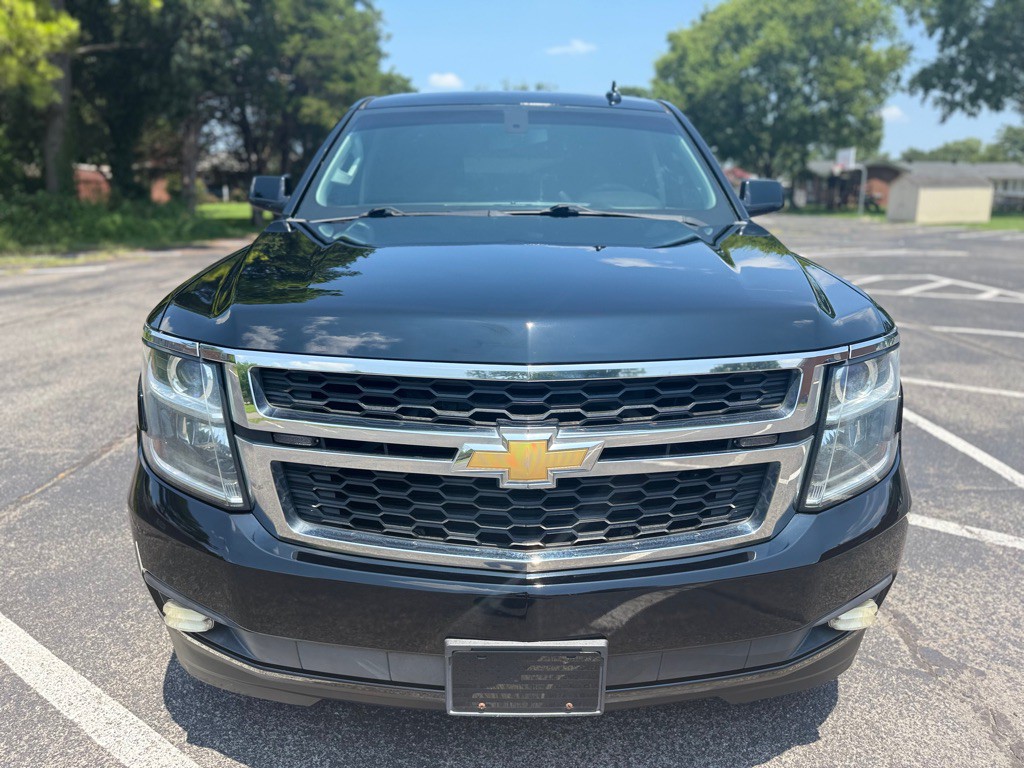 2015 Chevrolet Tahoe Image 2