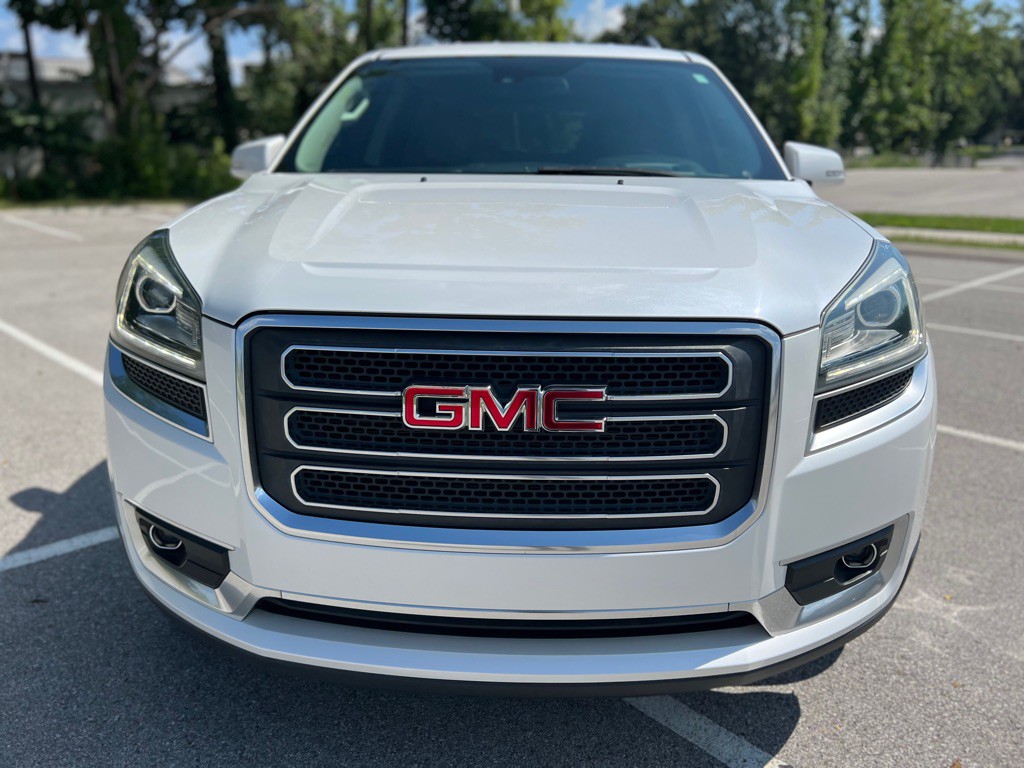 2017 GMC Acadia Image 2