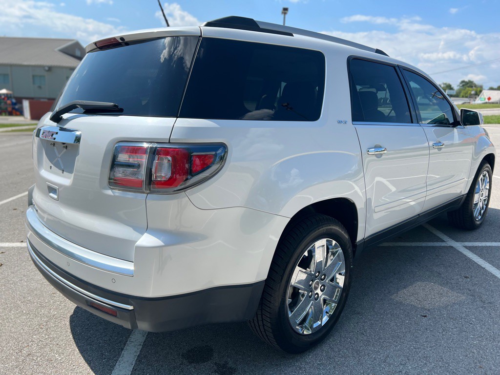 2017 GMC Acadia Image 5