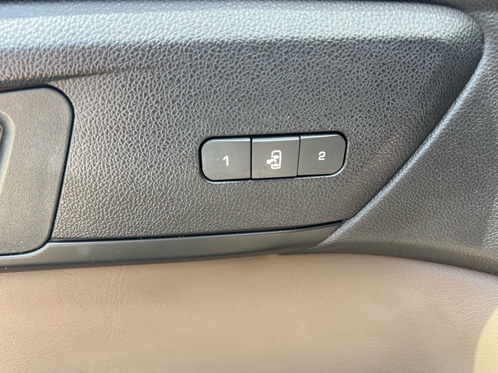 2017 GMC Acadia Image 15