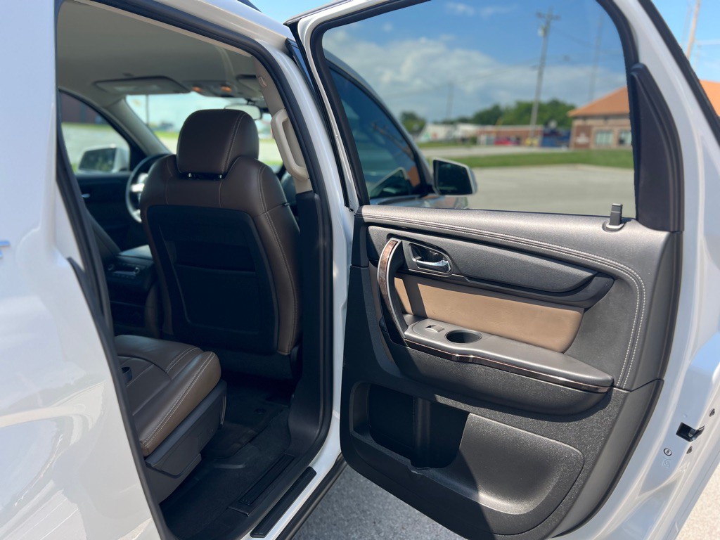 2017 GMC Acadia Image 36