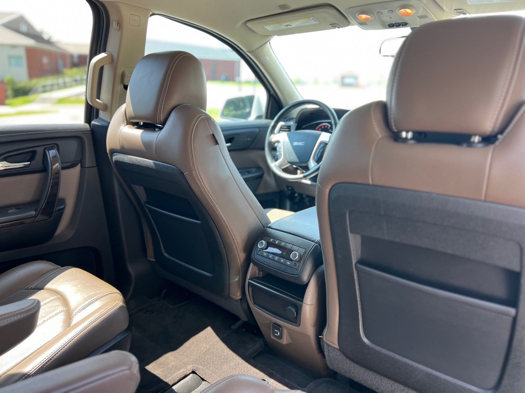 2017 GMC Acadia Image 39