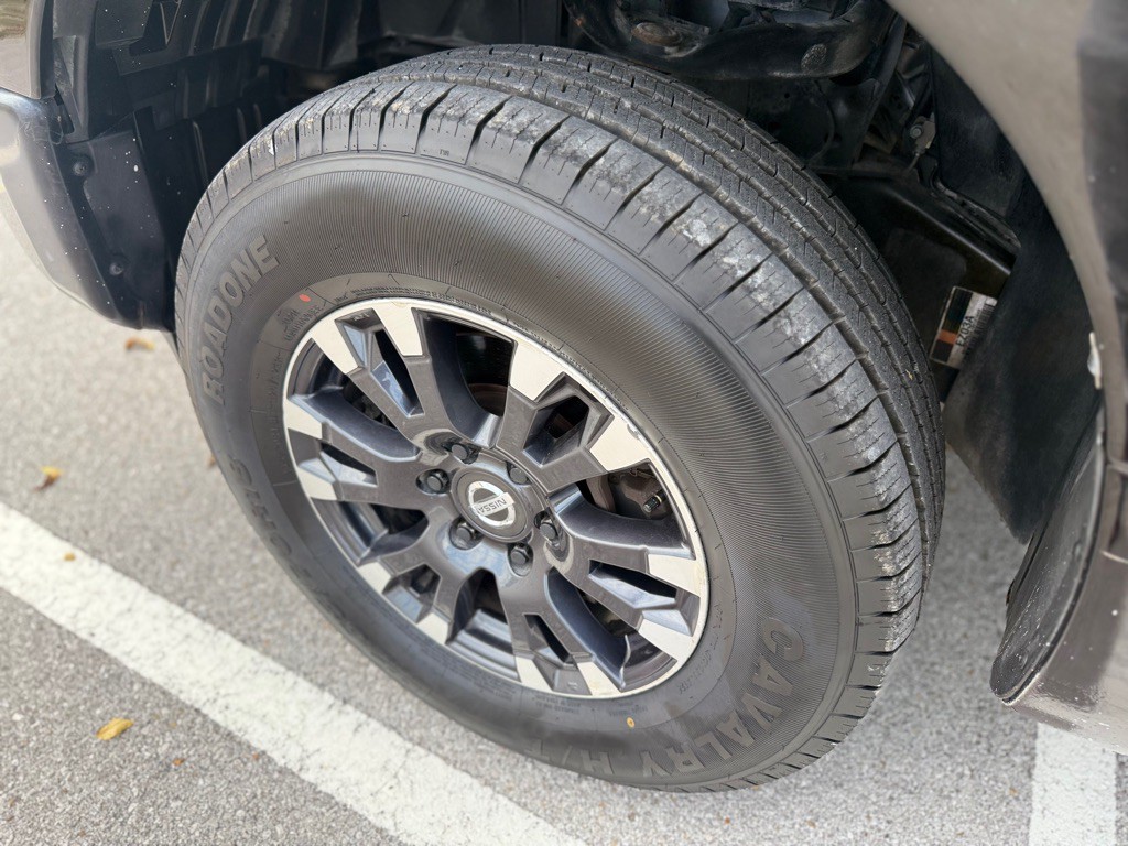 2018 Nissan Titan Image 10