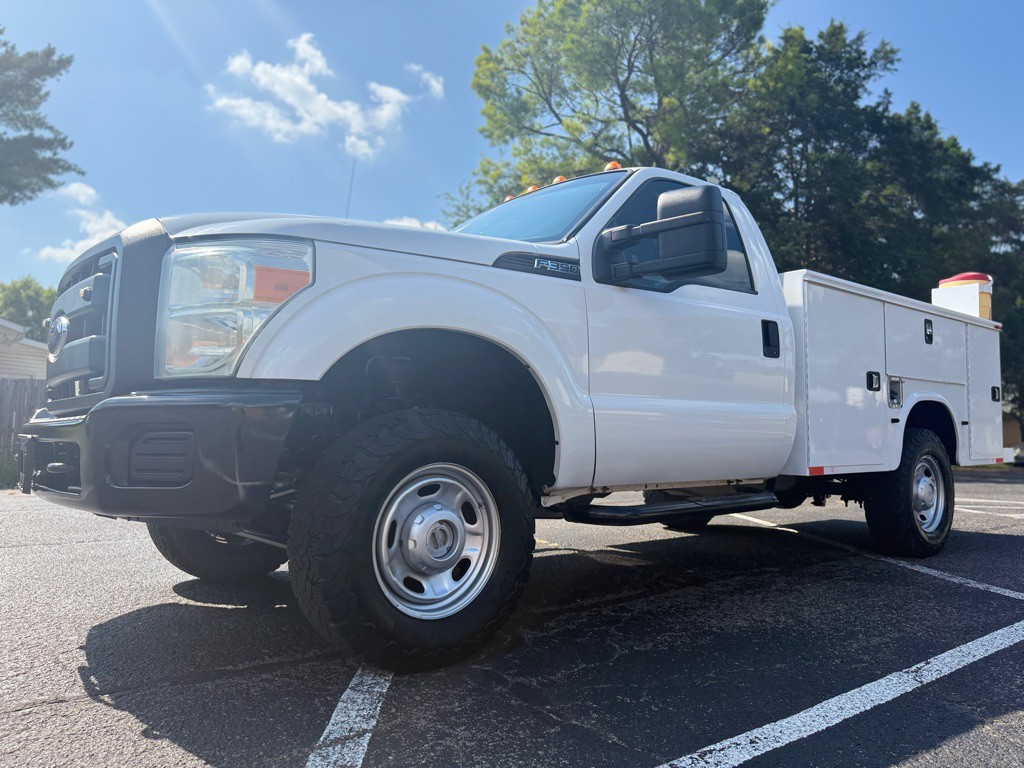 2015 Ford F-350 Image 1
