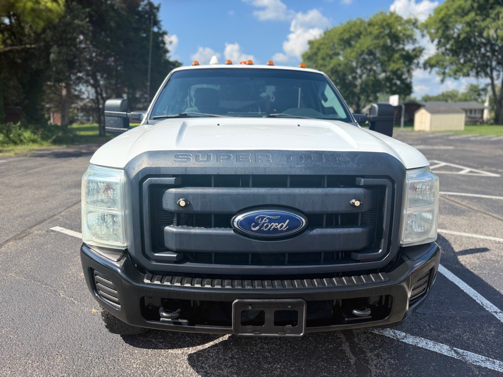 2015 Ford F-350 Image 2