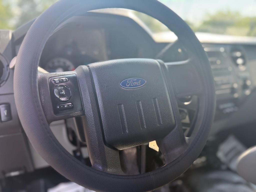 2015 Ford F-350 Image 18