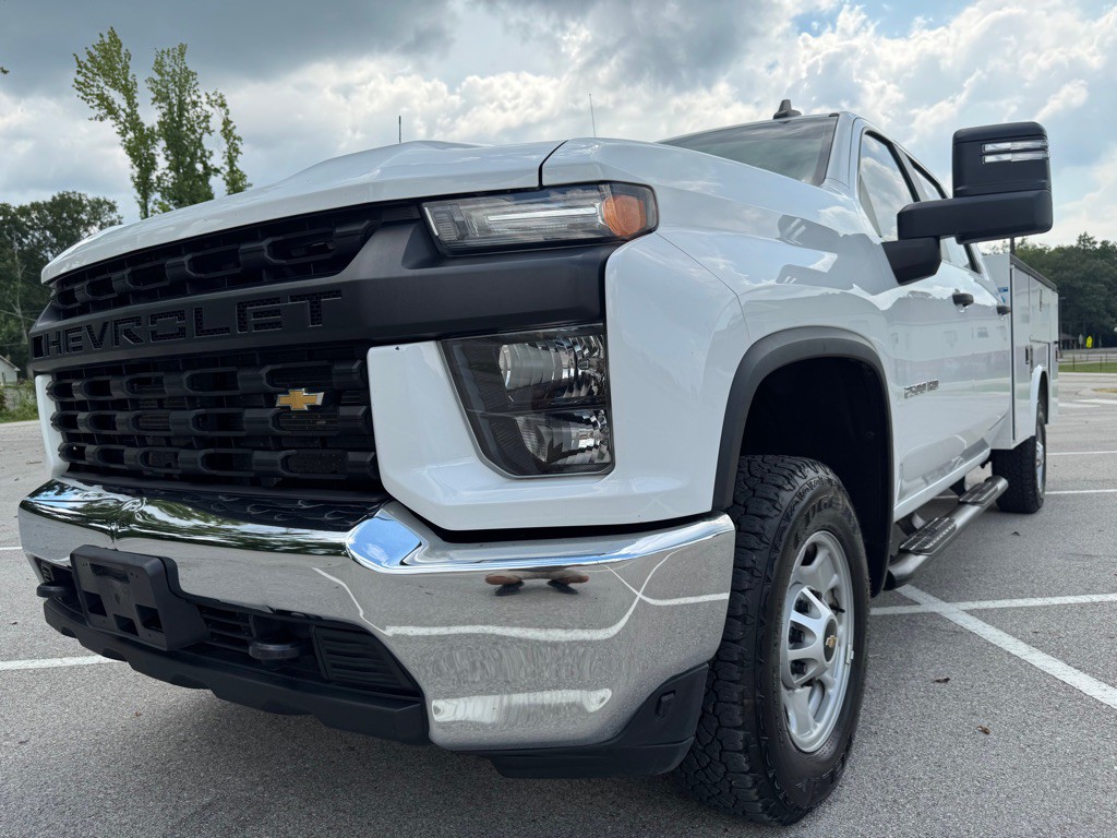 2022 Chevrolet Silverado 1500 Image 2