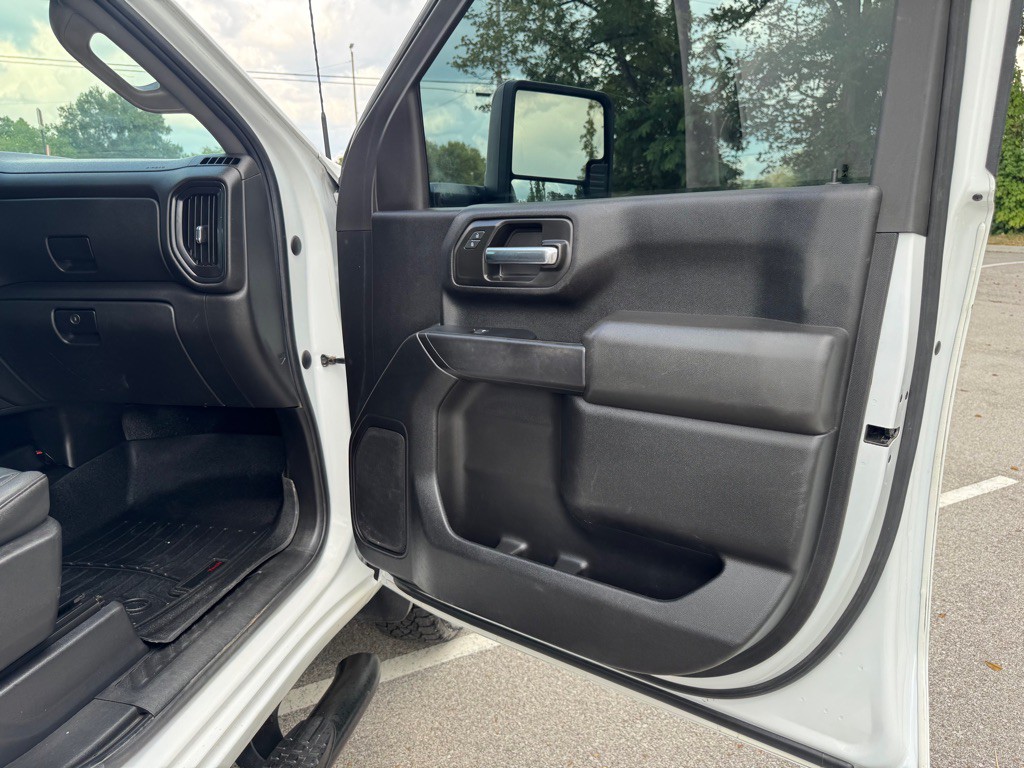 2022 Chevrolet Silverado 1500 Image 12