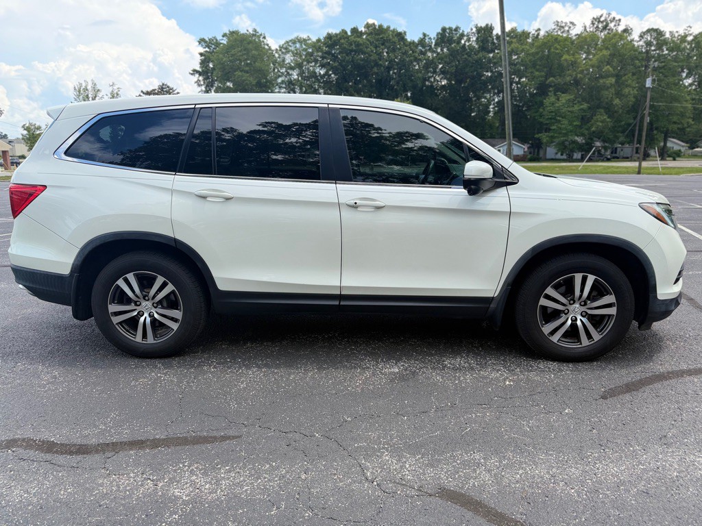 2017 Honda Pilot Image 4