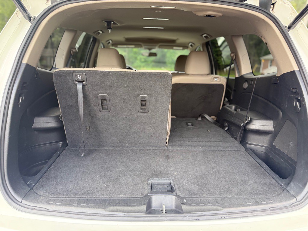 2017 Honda Pilot Image 11