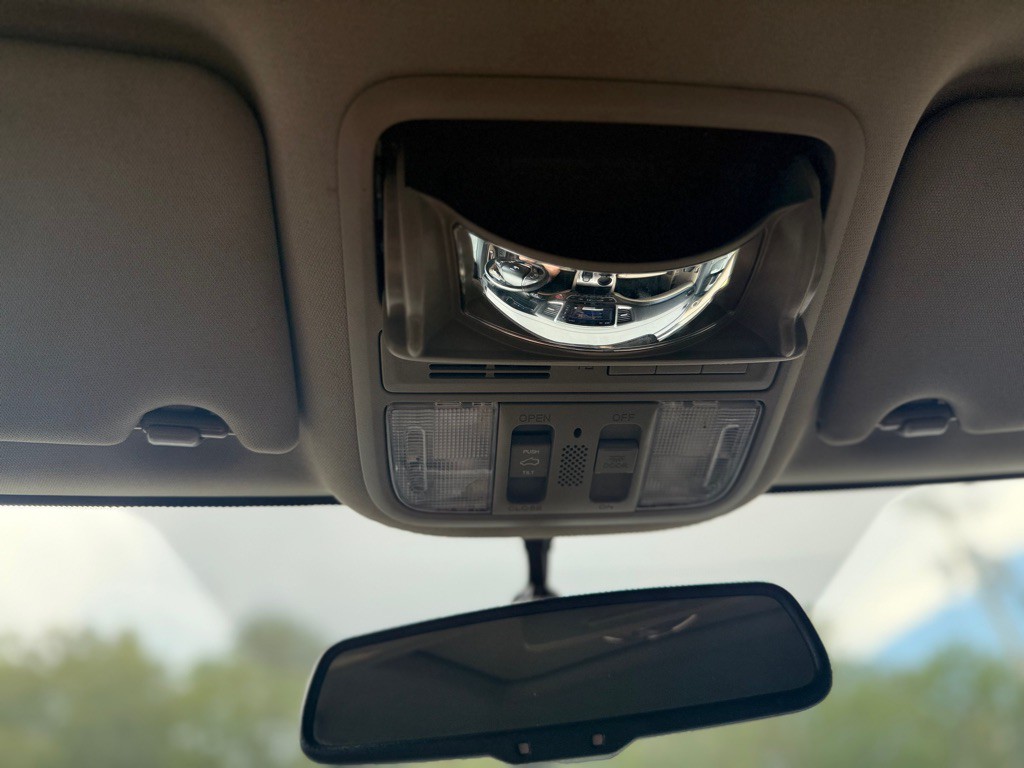 2017 Honda Pilot Image 23