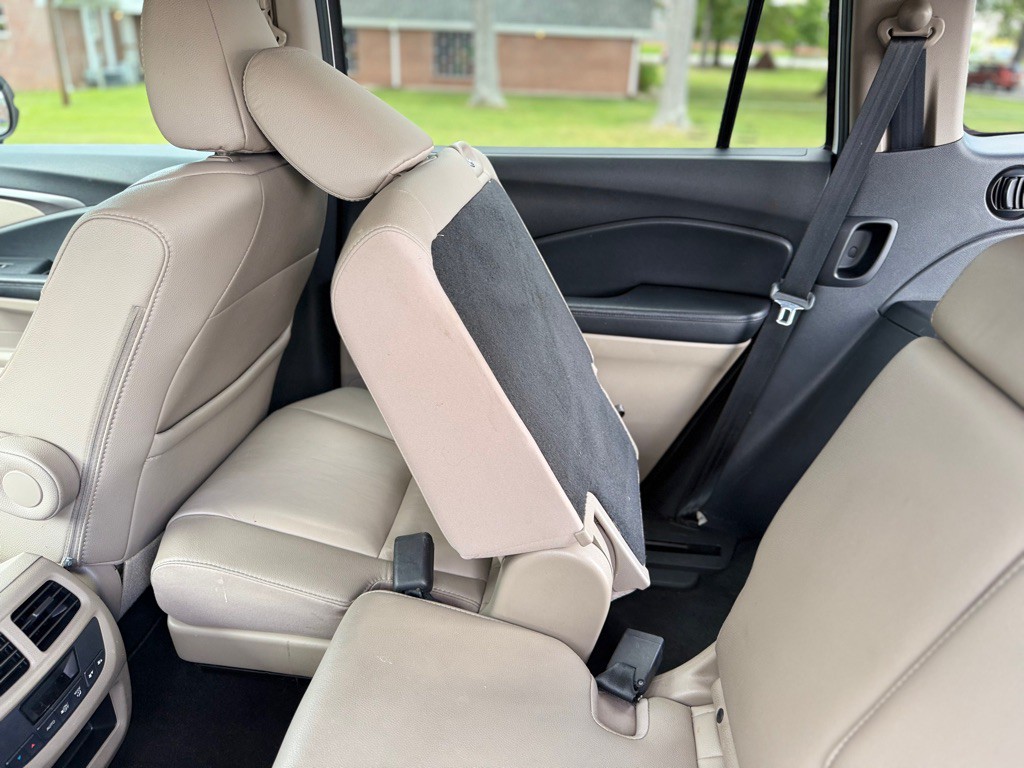 2017 Honda Pilot Image 34