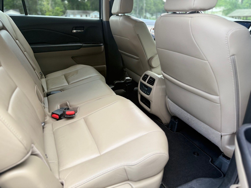 2017 Honda Pilot Image 35