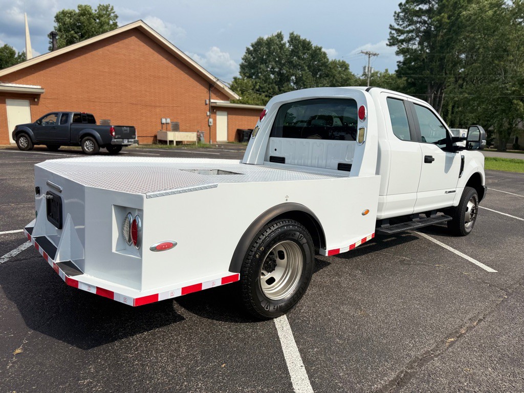 2017 Ford F-350 Image 5