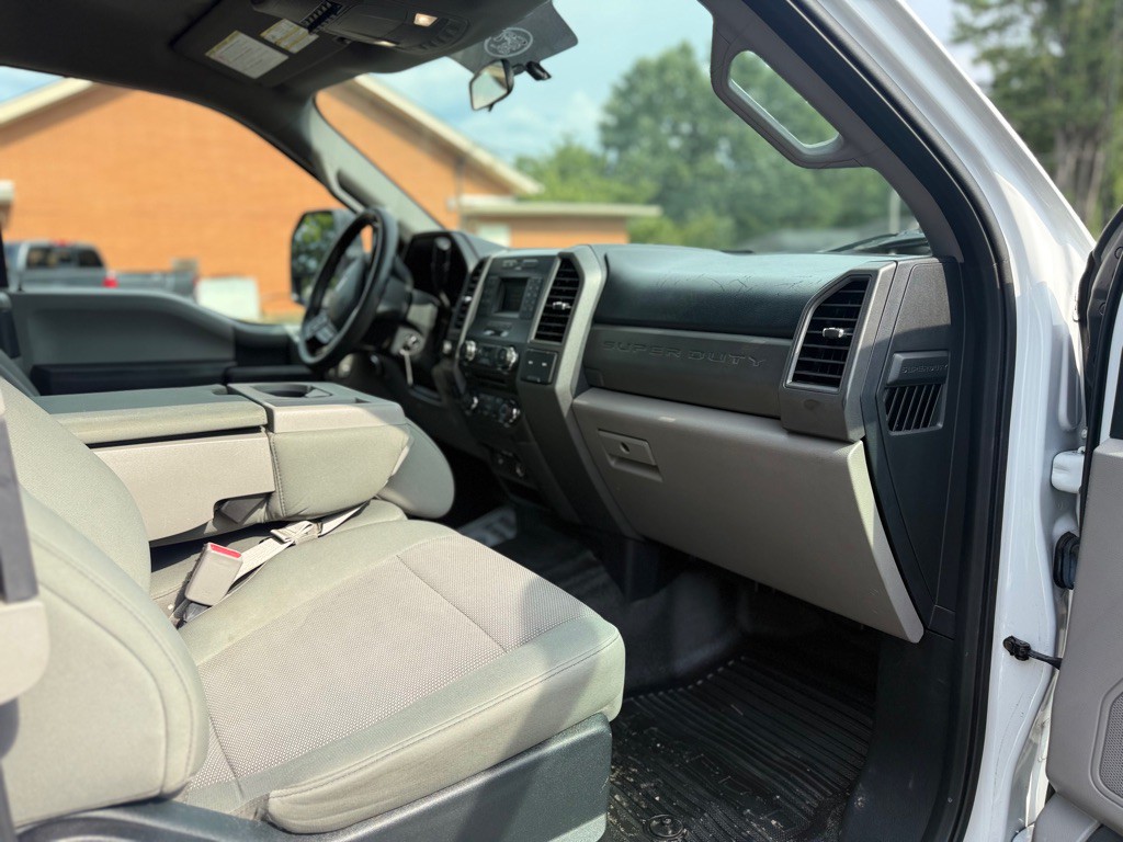 2017 Ford F-350 Image 15
