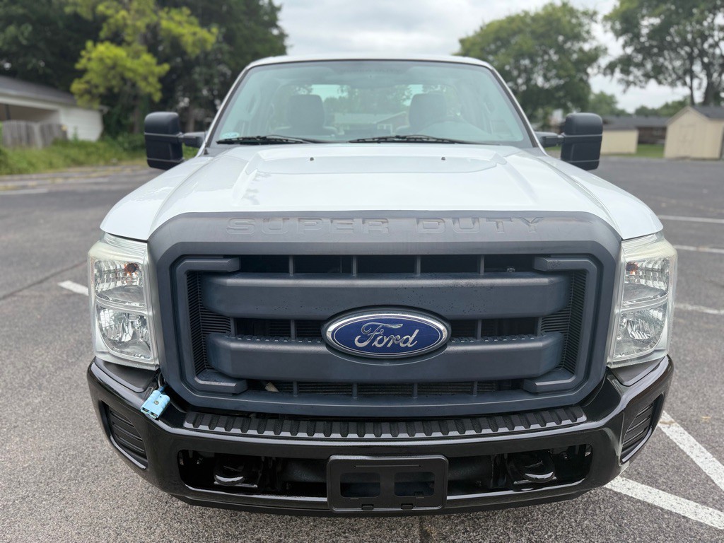 2015 Ford F-250 Image 2
