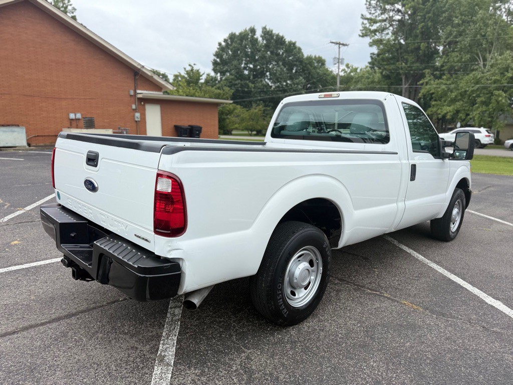 2015 Ford F-250 Image 5
