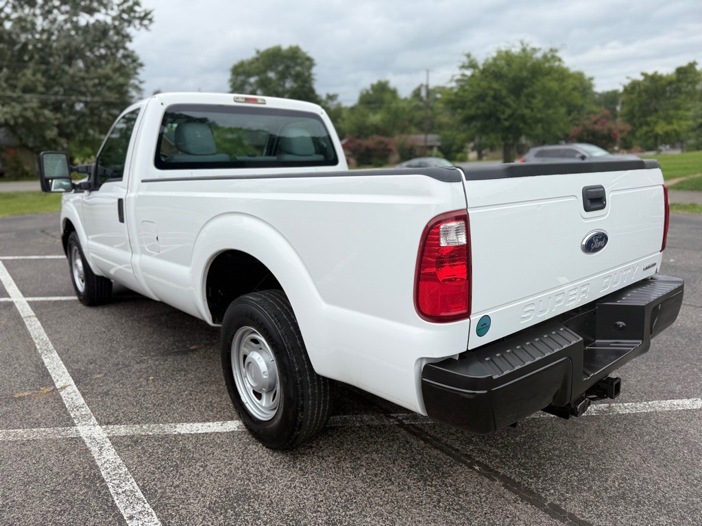 2015 Ford F-250 Image 9