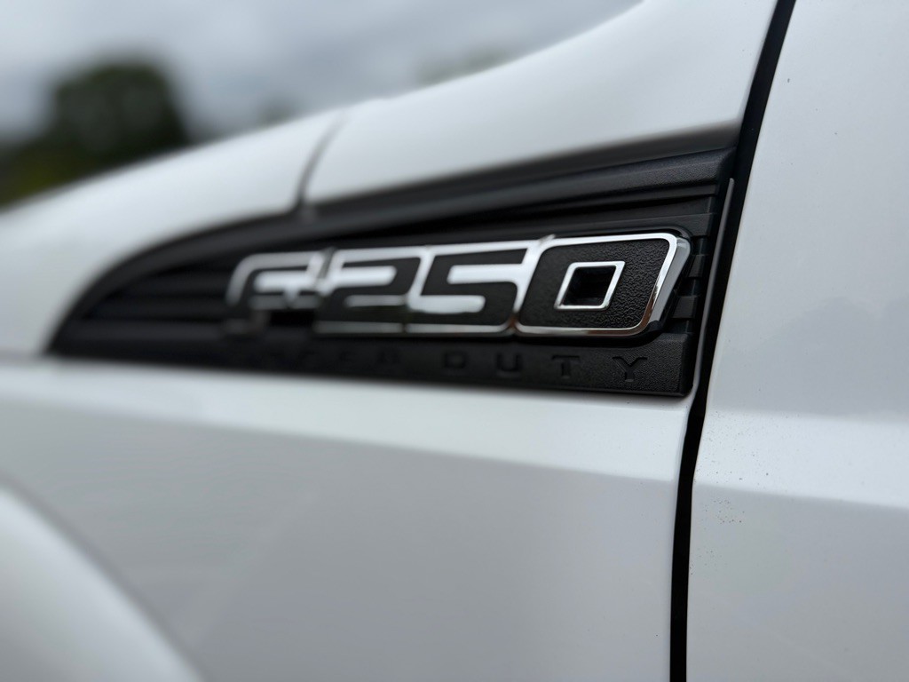 2015 Ford F-250 Image 11