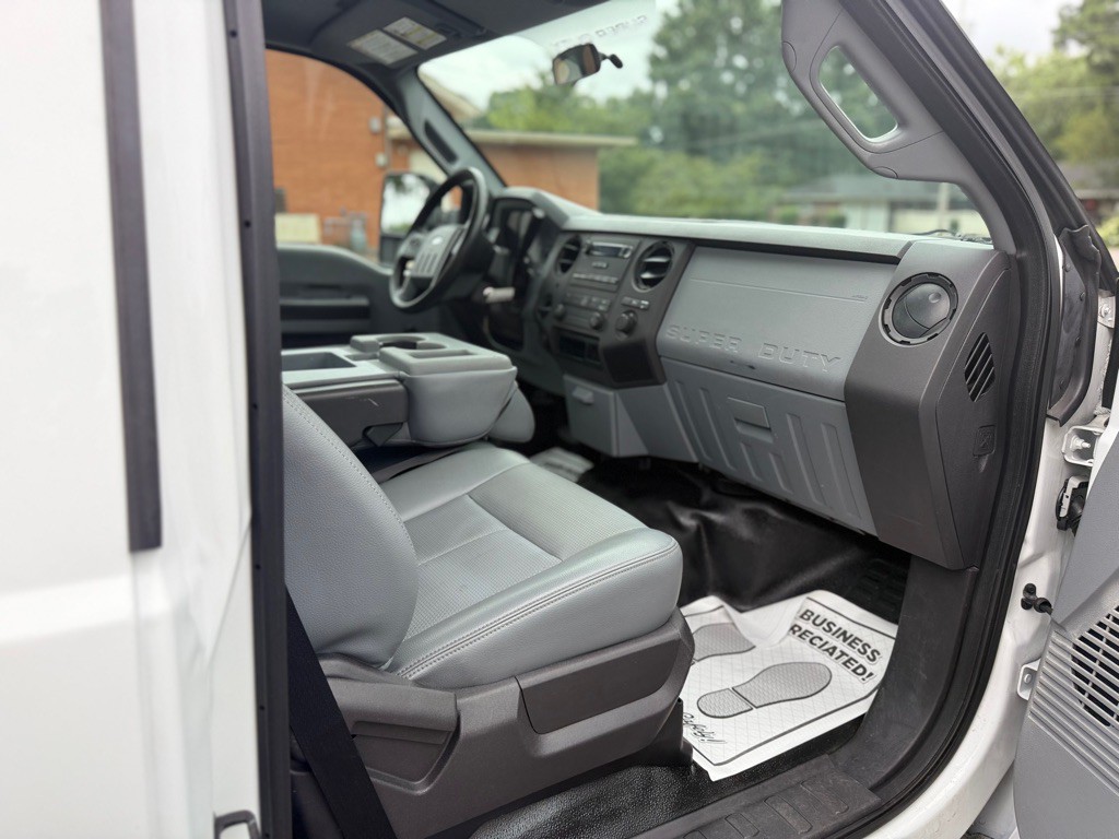 2015 Ford F-250 Image 14
