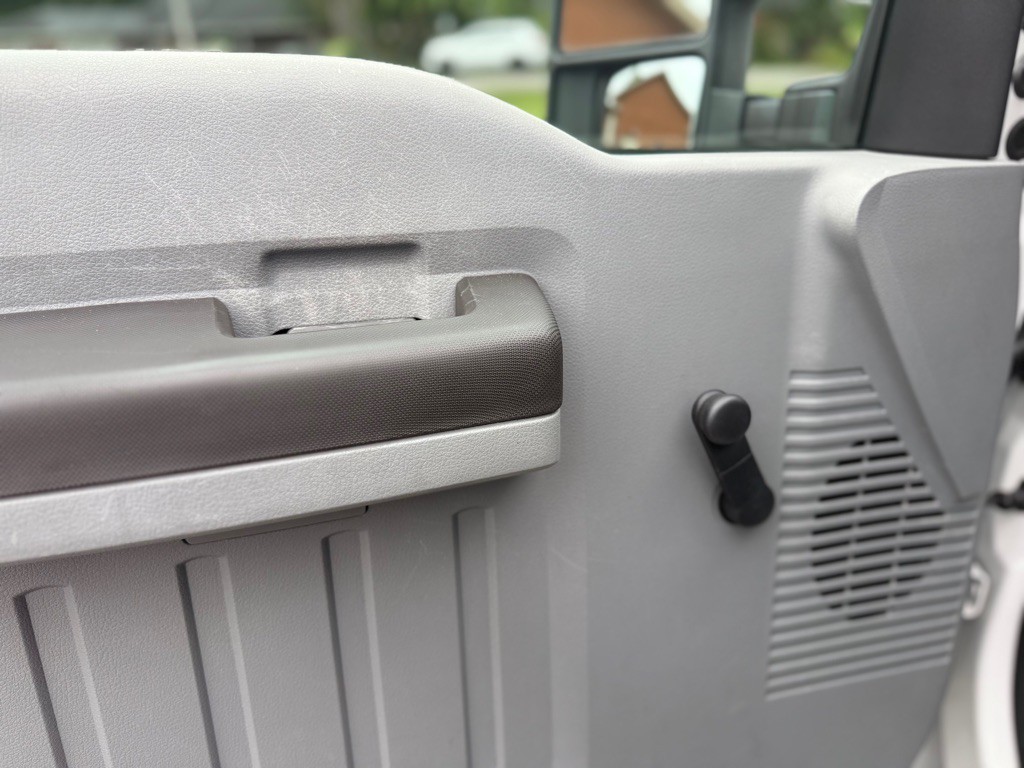 2015 Ford F-250 Image 16