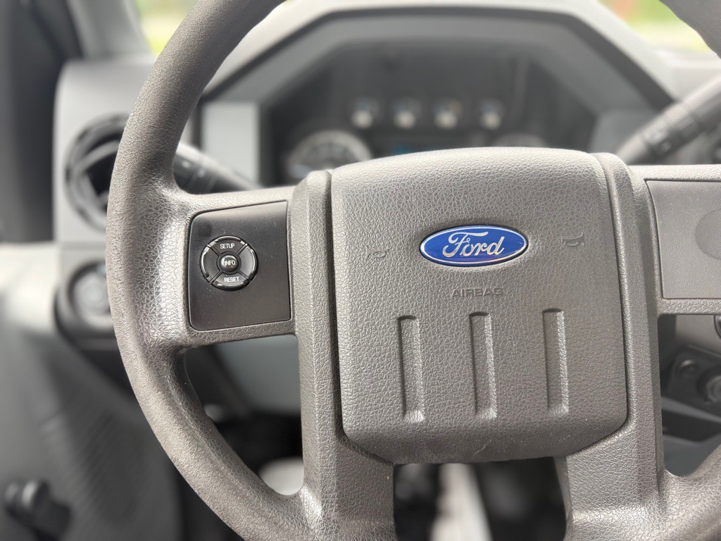 2015 Ford F-250 Image 19