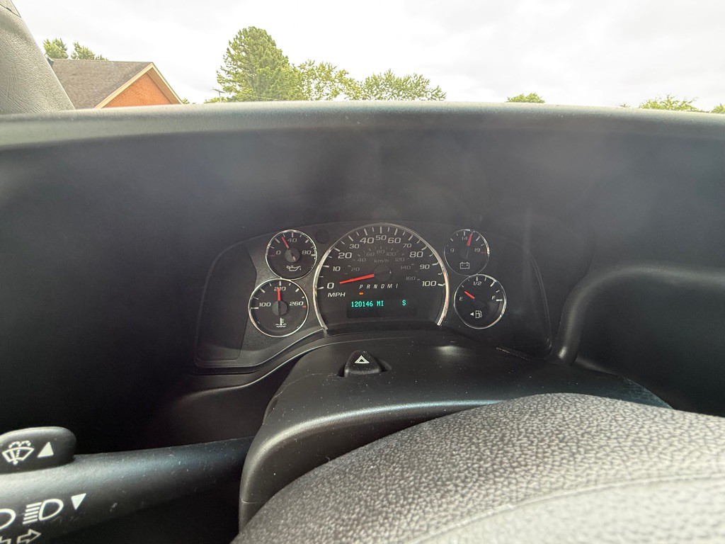 2017 Chevrolet Express Image 20