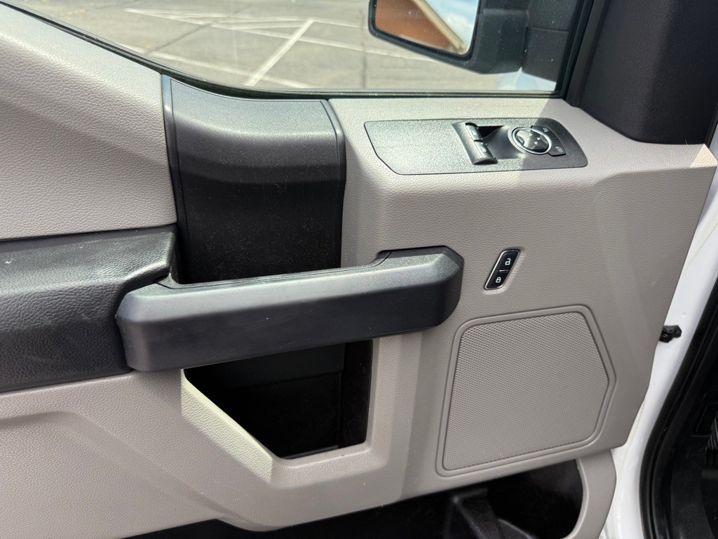 2017 Ford F-150 Image 36