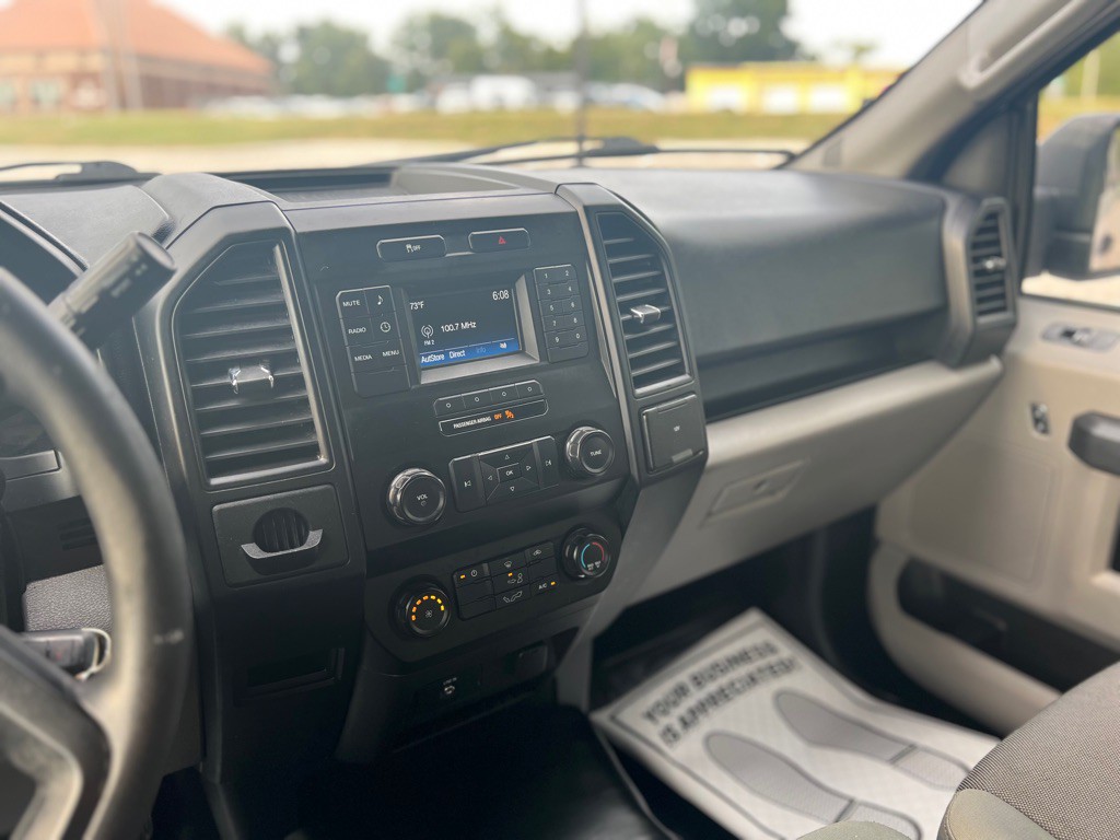 2017 Ford F-150 Image 13