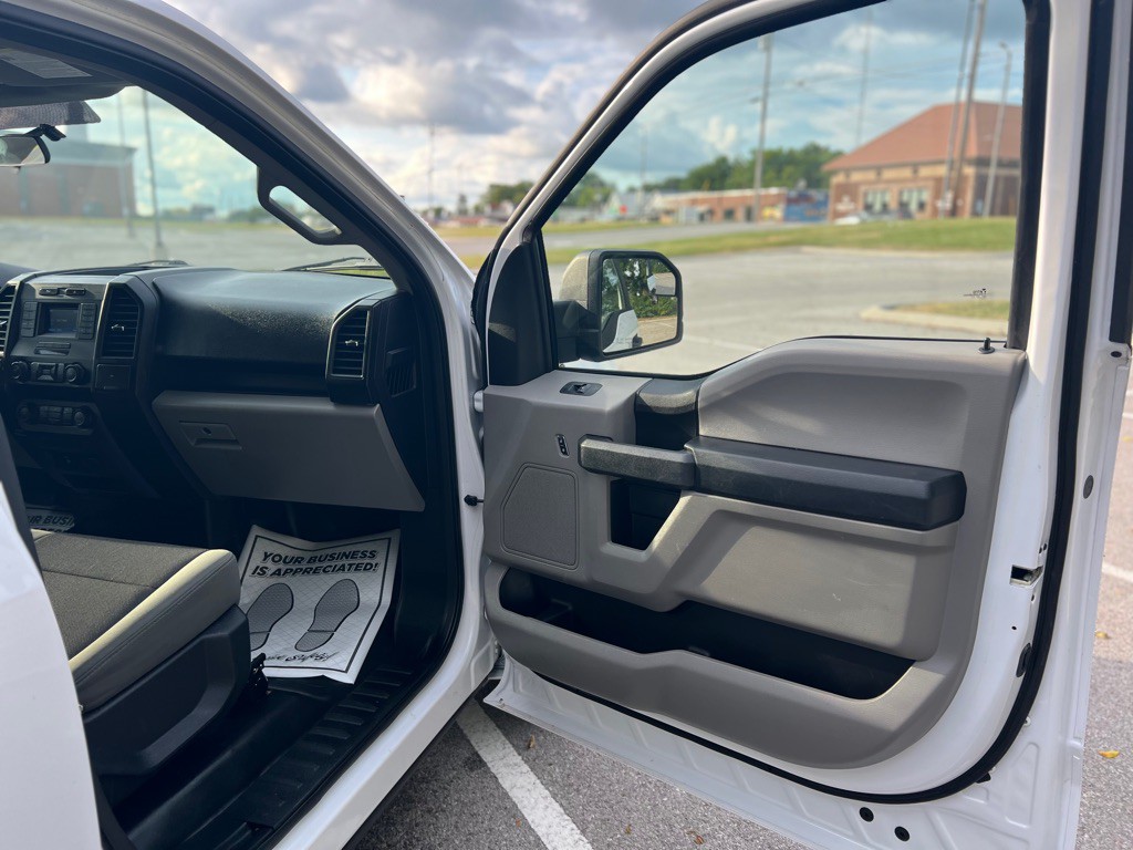 2017 Ford F-150 Image 18