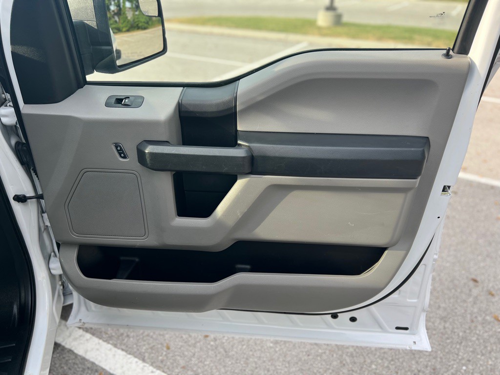 2017 Ford F-150 Image 19