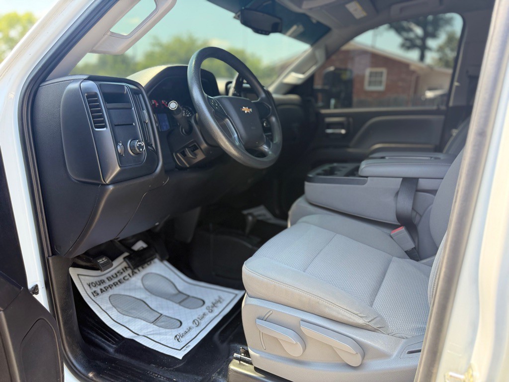 2019 Chevrolet Silverado 1500 Image 16