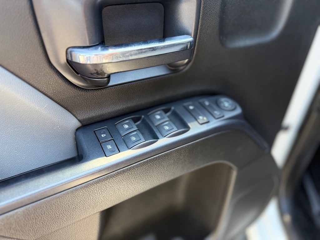 2019 Chevrolet Silverado 1500 Image 17