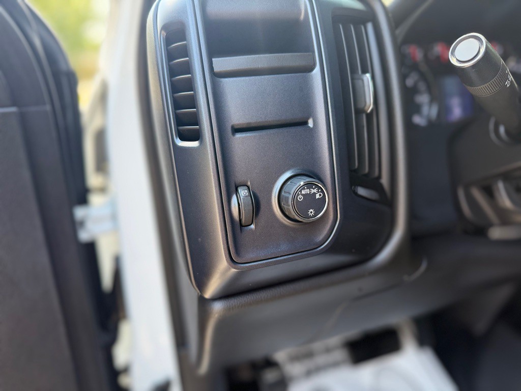 2019 Chevrolet Silverado 1500 Image 18