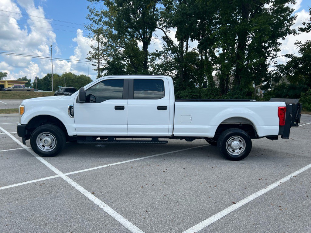 2017 Ford F-350 Image 10