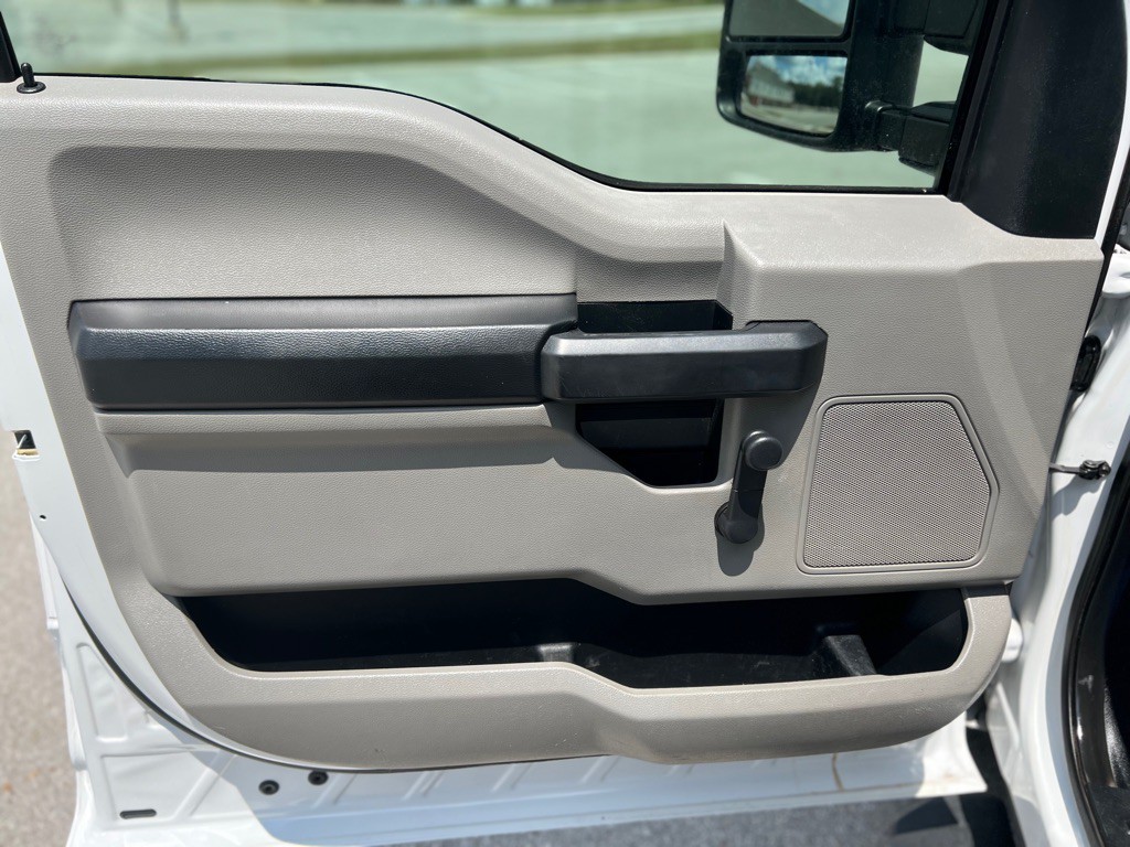 2017 Ford F-350 Image 12