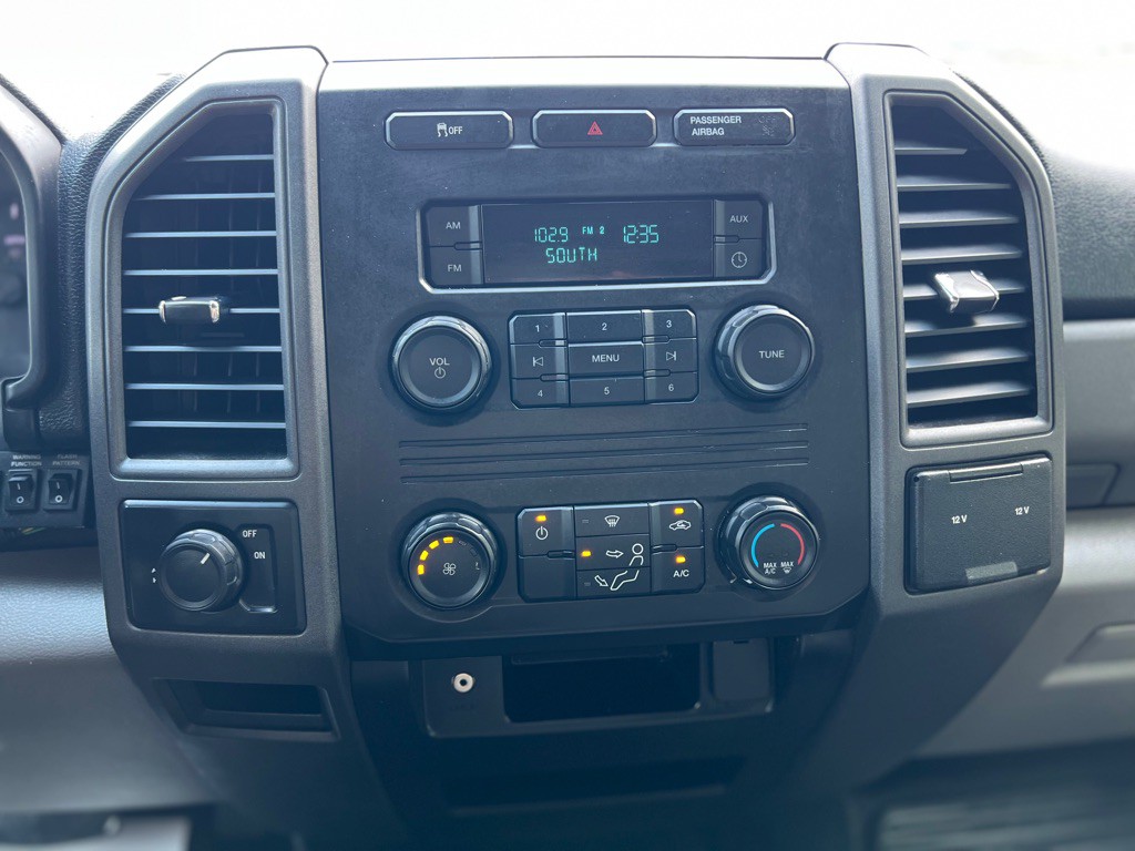 2017 Ford F-350 Image 17